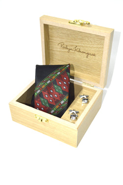 NECKTIE WITH DIAGONALLY PLACED SAIPIKHUP WITH WOODEN GIFT BOX & CUFFLINK