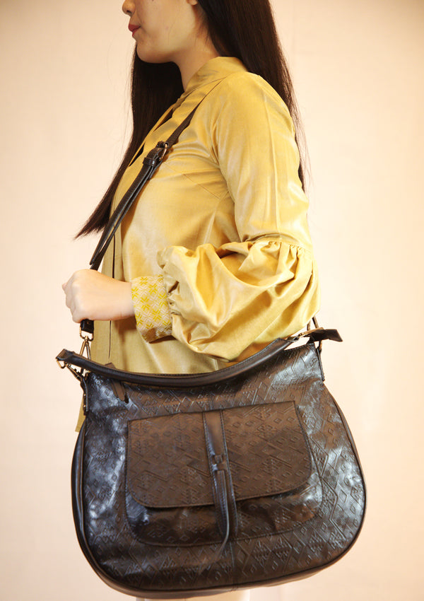 Leather embossed ladies handbag
